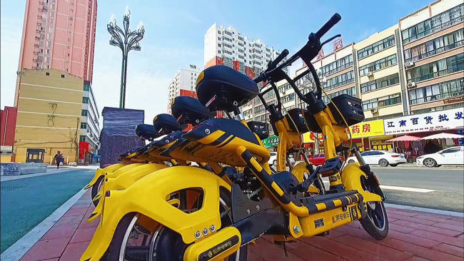千阳县城投放松果共享电单车600辆，极大地方便了群众出行