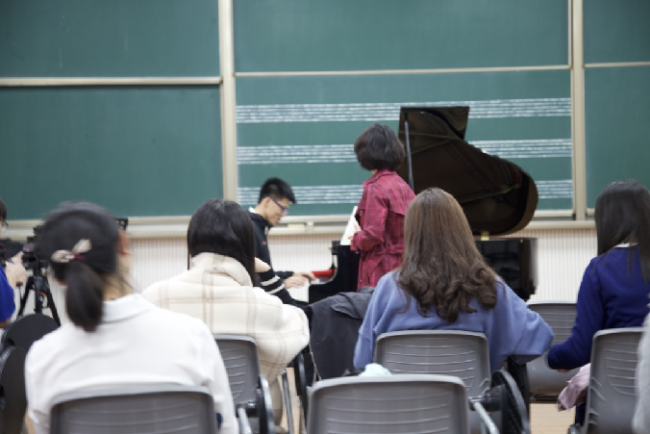 西安交大《钢琴演奏表演艺术》第一届课程辩论赛5月21日开赛