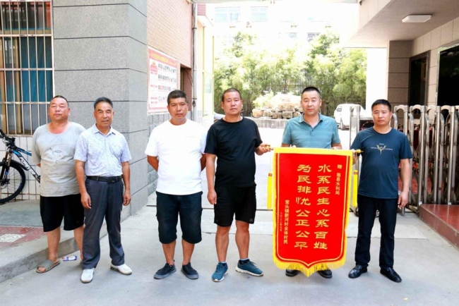 眉县水利局：高温灌溉保丰收