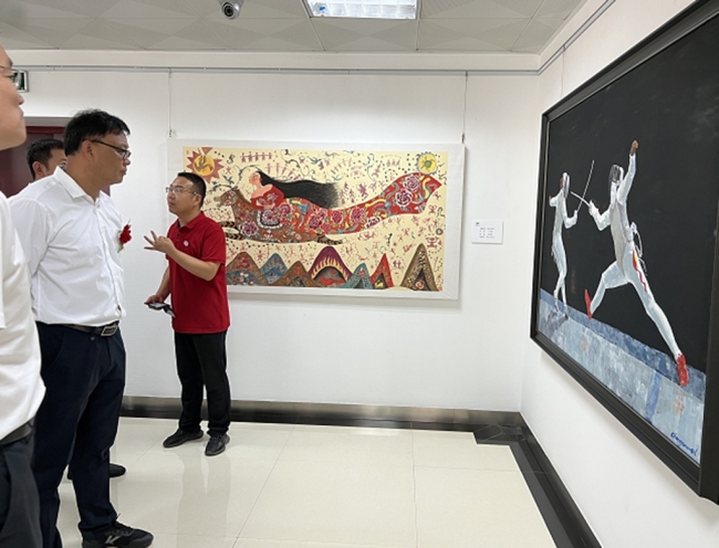 陕西省第十七届运动会美术作品展开展