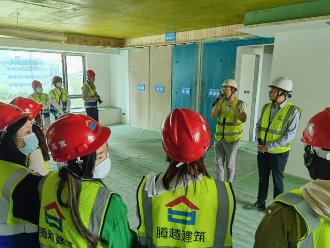 “解剖”式讲解秀“硬实力” 这个工地观摩活动主打一个“真诚必杀技”