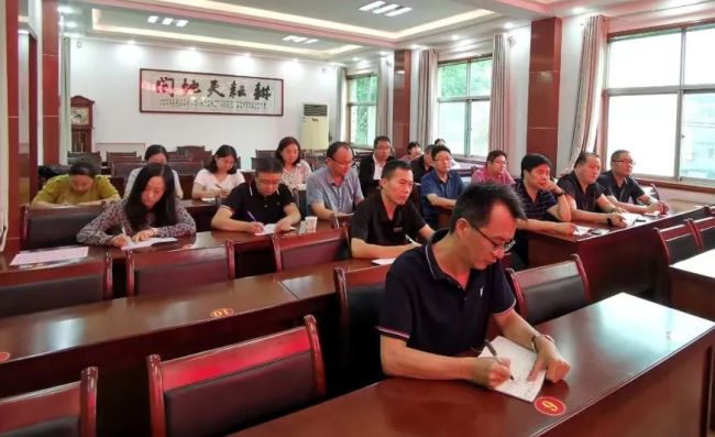 临潼区召开普通高中新课程教学教研工作会