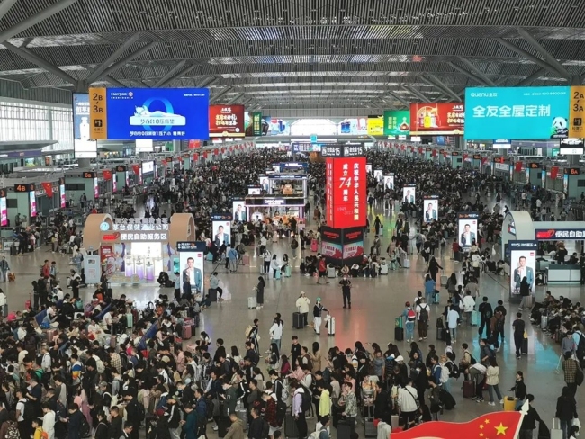 4377列、313.19万人次，西安北站客流量再创新高