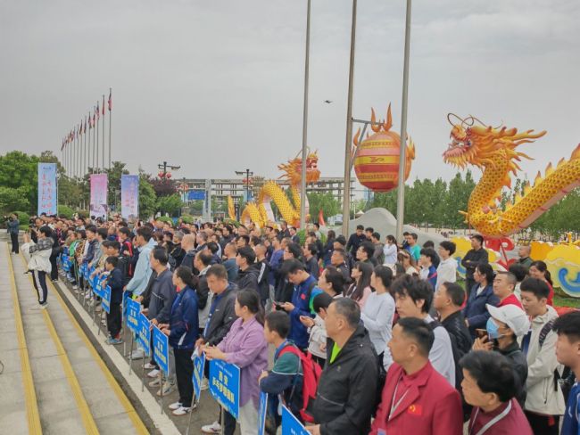 首届“太白山杯”陕西省乒乓球团体赛开幕