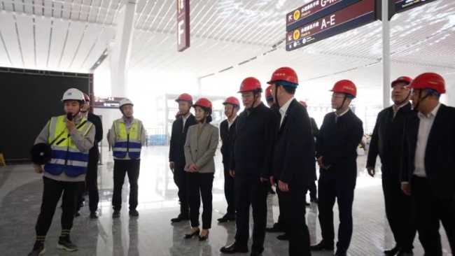 2024年陕西省建设产业劳动和技能竞赛在西安咸阳国际机场项目启动