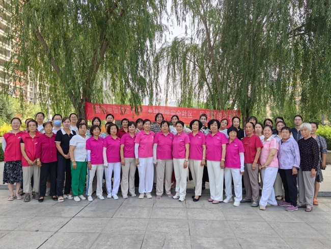 神木市四支河社区开展“防范电信网络诈骗，共建和谐安全社区”反诈宣传活动