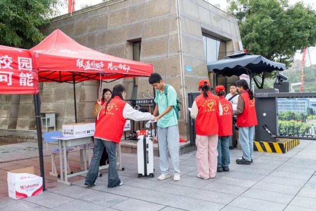 神木职院2000余名新生顺利入学