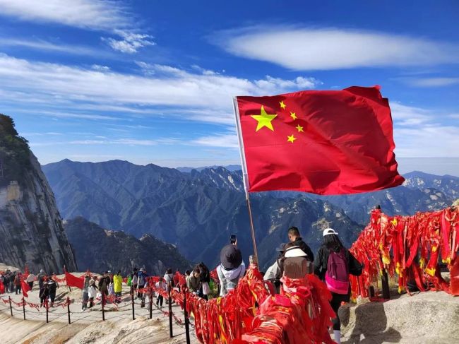 43.47万人次 华旅集团顺利完成国庆假日旅游服务工作