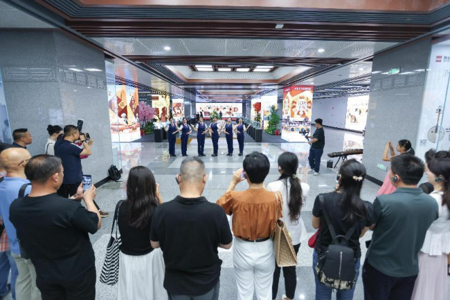 西安九大博物馆携珍品亮相地铁