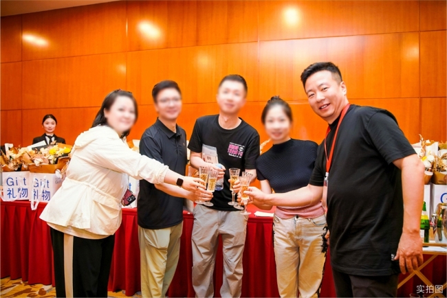 千年中轴·世界华赋：以现象级热销，鼎筑西安大宅新传奇