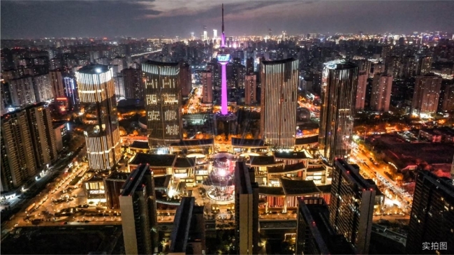 千年中轴·世界华赋：以现象级热销，鼎筑西安大宅新传奇