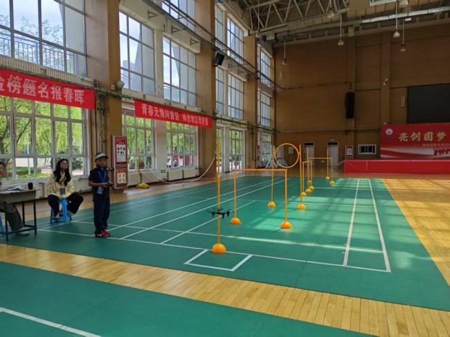 靖边少年“飞”向荣耀：航模赛斩获多项大奖