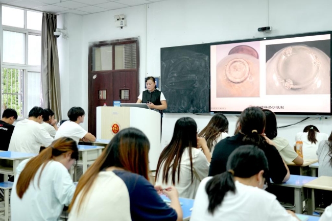 陕西财经职业技术学院“工艺美术大师进课堂”系列活动圆满举行