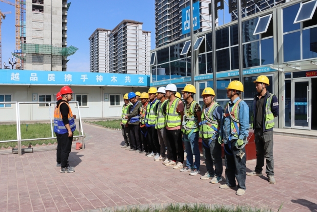 陕西神木：拧紧建筑施工“安全阀” 筑牢安全生产“防护网”
