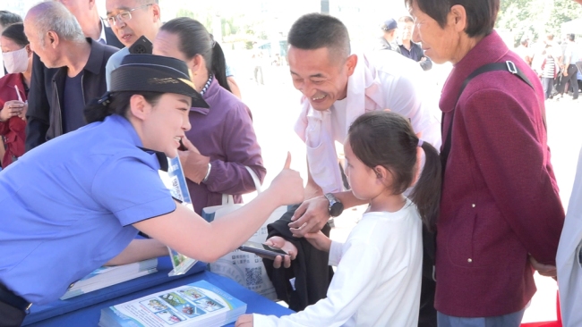 陕西神木：违停监督“随手拍” 共治共享齐参与