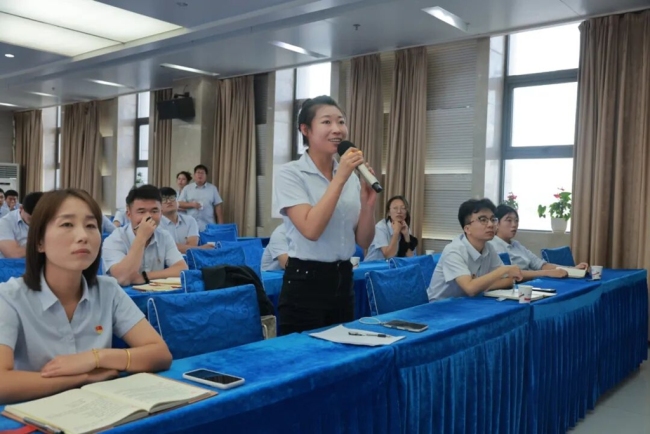 旋律中回望峥嵘岁月 歌声里激荡青春担当——神南产业公司沉浸式音乐团课涤荡青年心灵