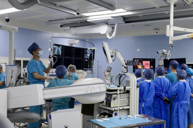 十大精湛医术 引领医疗创新 西安国际医学中心医院2025年“精湛医术奖”成果展