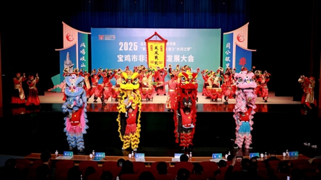 秦东魁荣膺2024宝鸡“年度非遗贡献人物”：以匠心守护黄河文化根脉