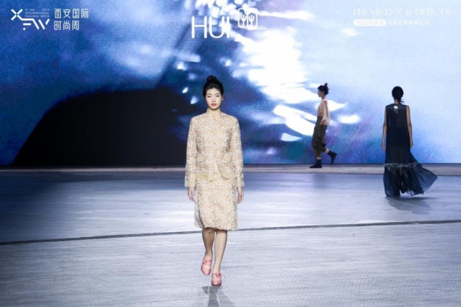 从米兰到长安:2025西安国际时尚周圆满落幕,共绘千年丝路新篇章