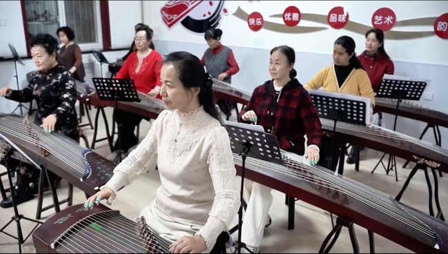 陕西府谷：从“养老”到“享老” 让老年时光闪闪发光