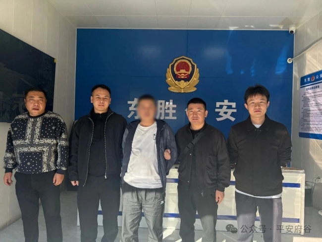 陕西府谷警方深挖盗窃案 再擒技术开锁案“望风”同伙