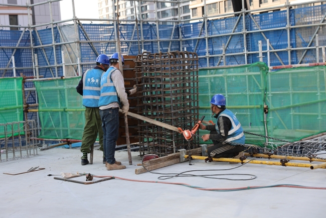 神木市全民健身中心项目主体结构已完成90%