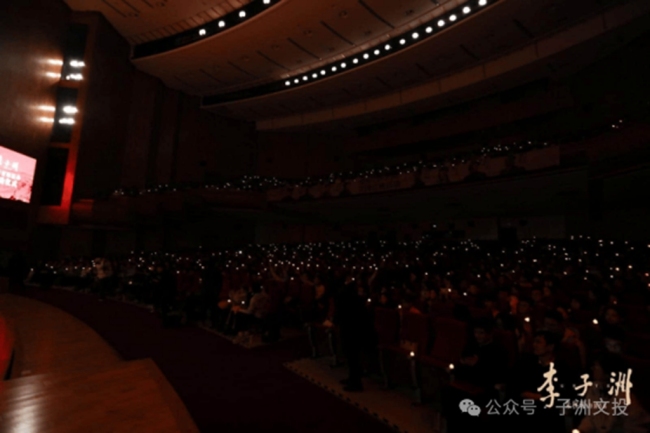 2000名北大学子燃了!电影《李子洲》为何如此燃动人心