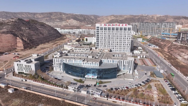 陕西府谷“双暖”工程: 托育省心解民忧 就医安心惠民生