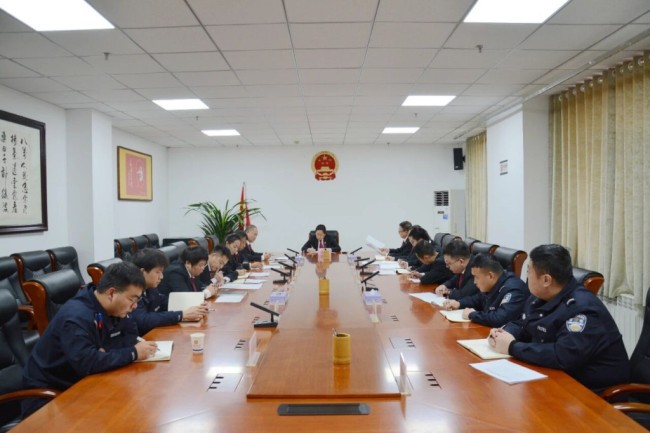 陕西吴堡法院执行局召开工作推进会