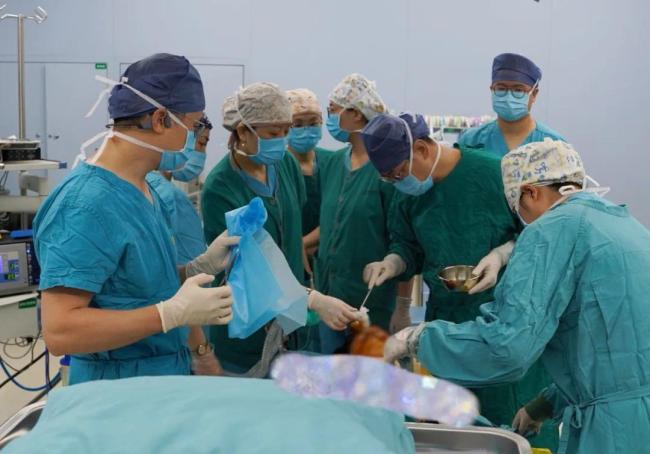 早高峰车祸重伤 西安国际医学中心医院多学科接力上演生死时速