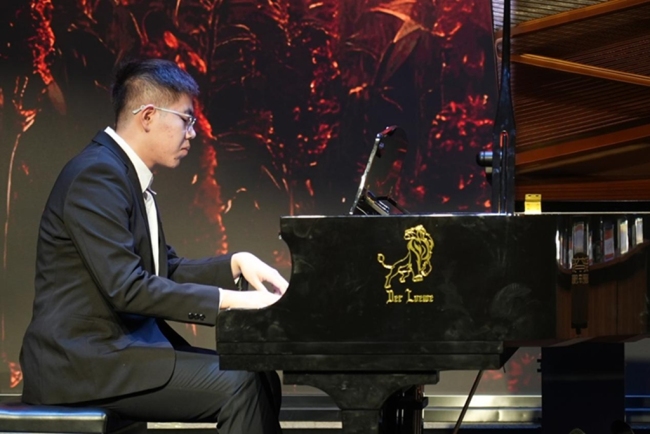 辩以启思琴以铸魂 西安交通大学通识课《中国民族钢琴音乐赏析》探索课程思政美育新范式