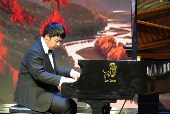 辩以启思琴以铸魂 西安交通大学通识课《中国民族钢琴音乐赏析》探索课程思政美育新范式