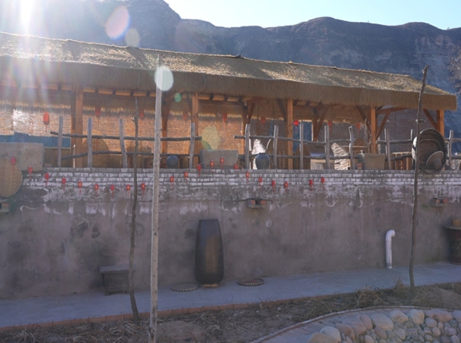 神木市凤凰村：窑洞焕新颜 乡村启“蝶变”