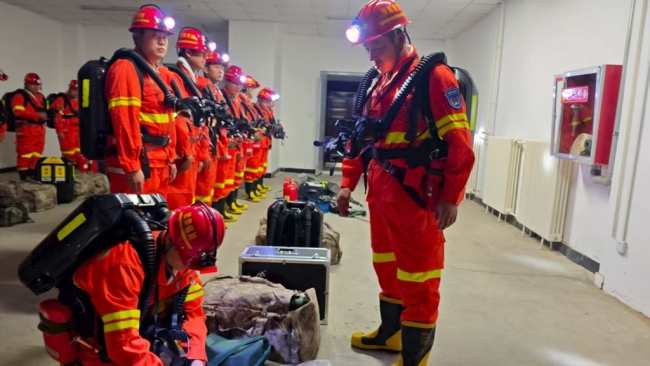 神南救护大队：刚柔并济践使命 护航矿山绘红图