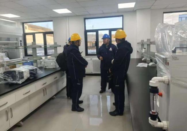 延长石油天然气公司总经理王飞赴青化砭天然气液化站检查指导