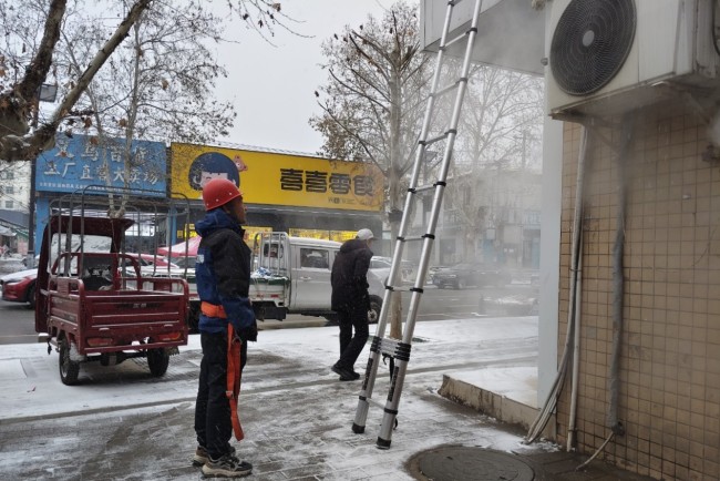 西安联通全力筑牢低温降雪天气通信保障防线
