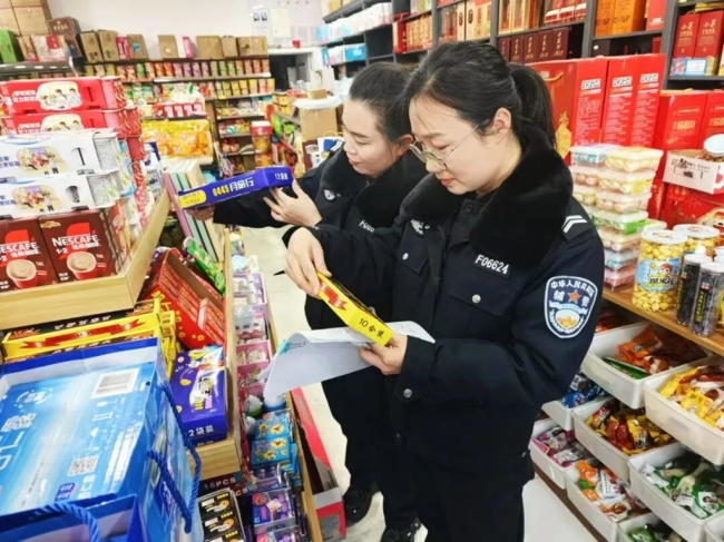 陕西神木市公安局治安管理大队开展节前烟花爆竹专项检查行动