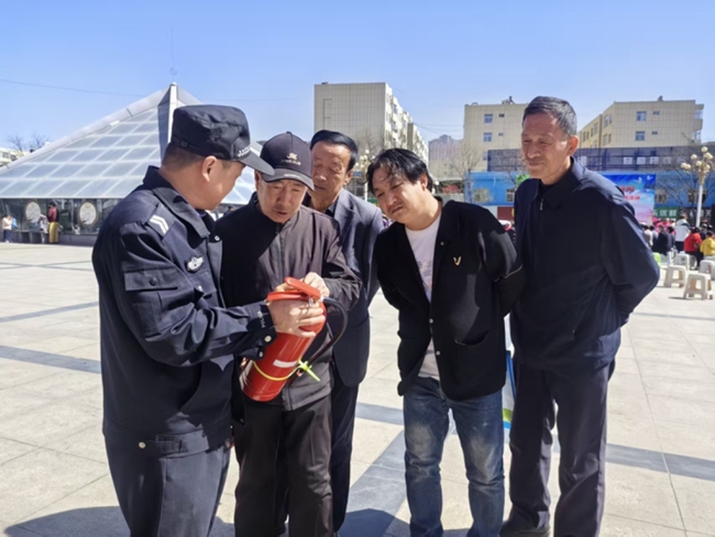 府谷公安：清明 藏蓝 平安礼