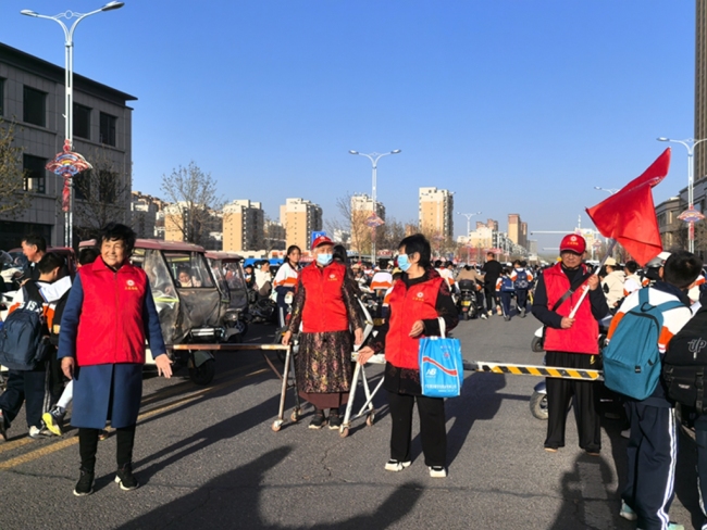 陕西靖边:暖心守护伴成长