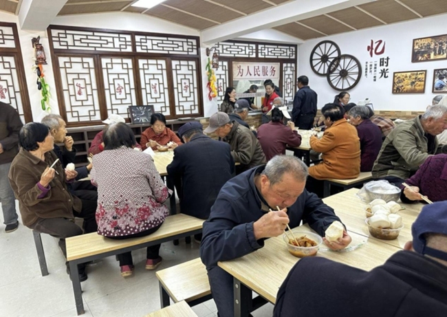 以座谈谋发展 以服务暖桑榆 眉县横渠镇推进农村养老助餐服务提质