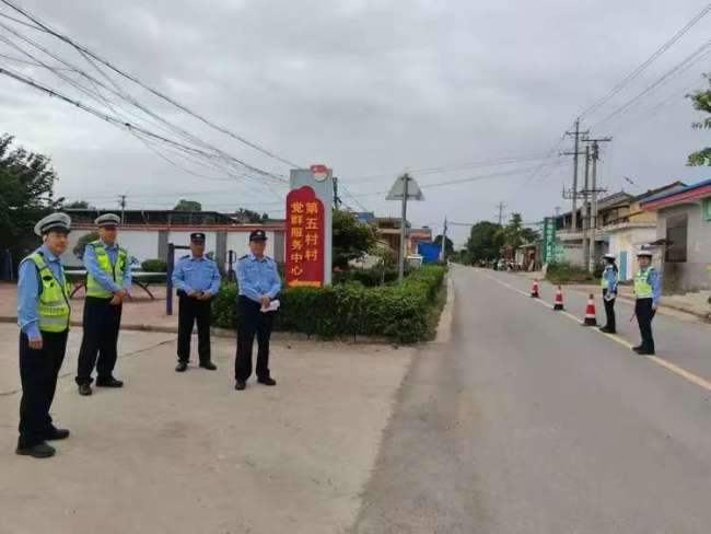 全警联动聚合力 严管宣教护民安——眉县公安局开展道路交通违法大整治大宣教集中统一行动