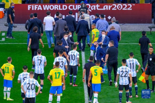 世预赛巴西阿根廷大战因阿球员违反防疫规定被暂停