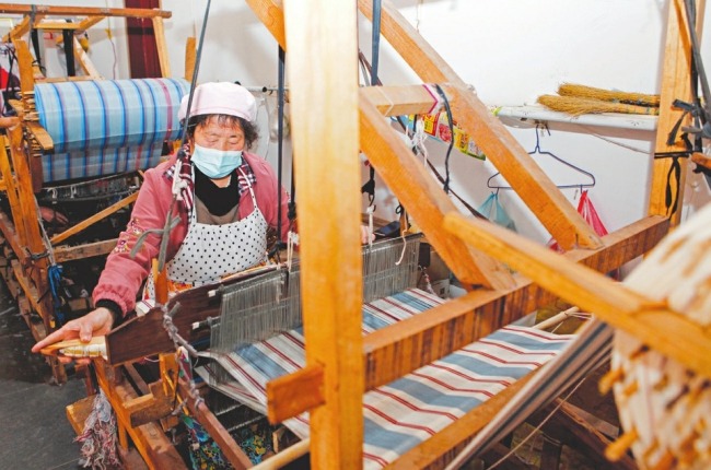 襄汾：发展“土布”织造特色产业 带动村民就业增收