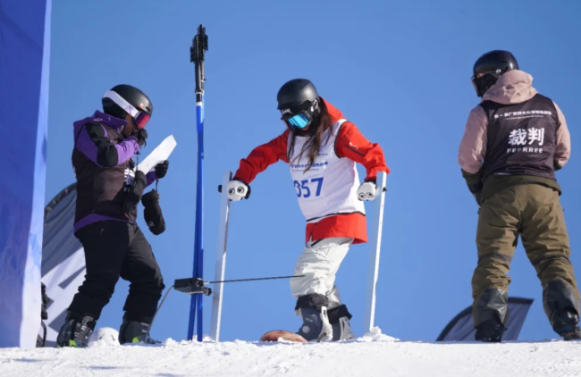 Shanxi: Your Winter Wonderland (Skiing Edition)  - Suozhou Guangwu International Ski Resort