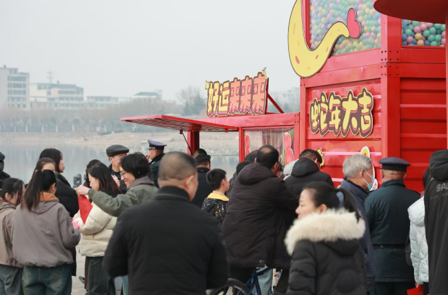 好运之城过大年，七彩新春热闹缤纷