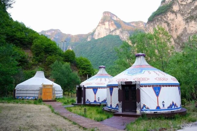 山西红豆峡澳涞山庄荣登榜首