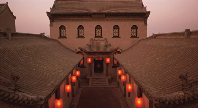 Qiao's Grand Courtyard: A Fortress of Shadows on Screen, a Merchant's Soul Off Screen