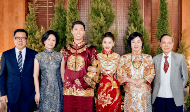 何超莲的8亿豪宅，奚梦瑶的5亿婚房，都比不上霍家送郭晶晶的