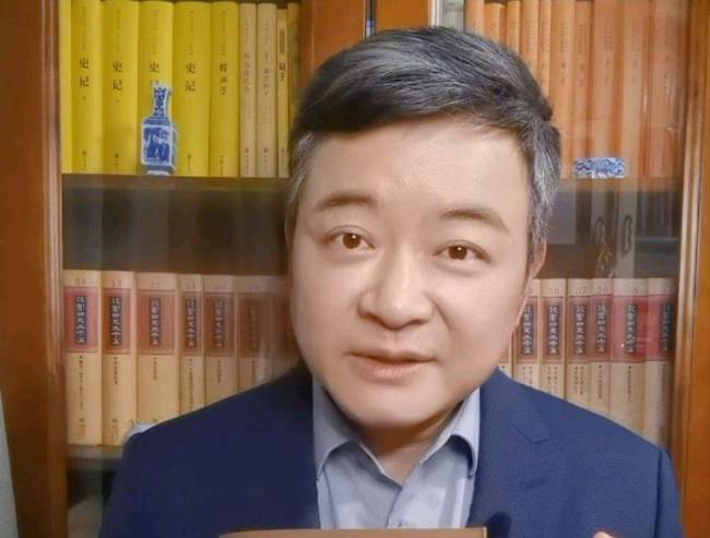 李思思缺席的一年，《回声嘹亮》换了4位主持人，她还有机会吗？