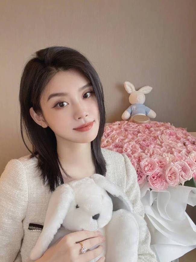 老公何猷君去看王嘉尔演唱会，奚梦瑶却在苦读，这怎么能开心起来